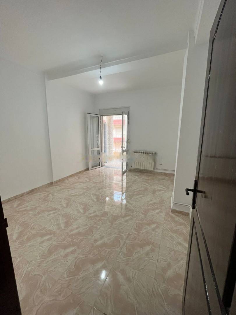 Location Appartement F4 Ouled Fayet