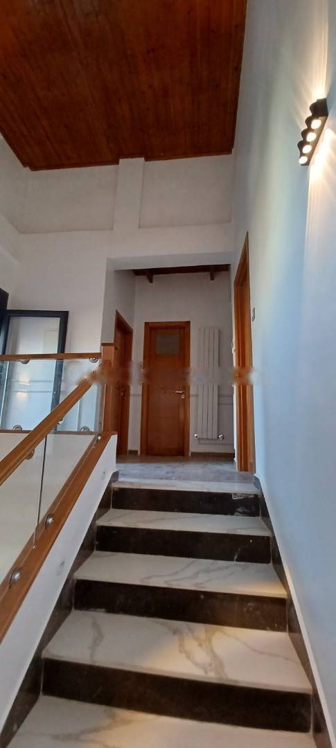 Vente Villa F9 Dely Ibrahim