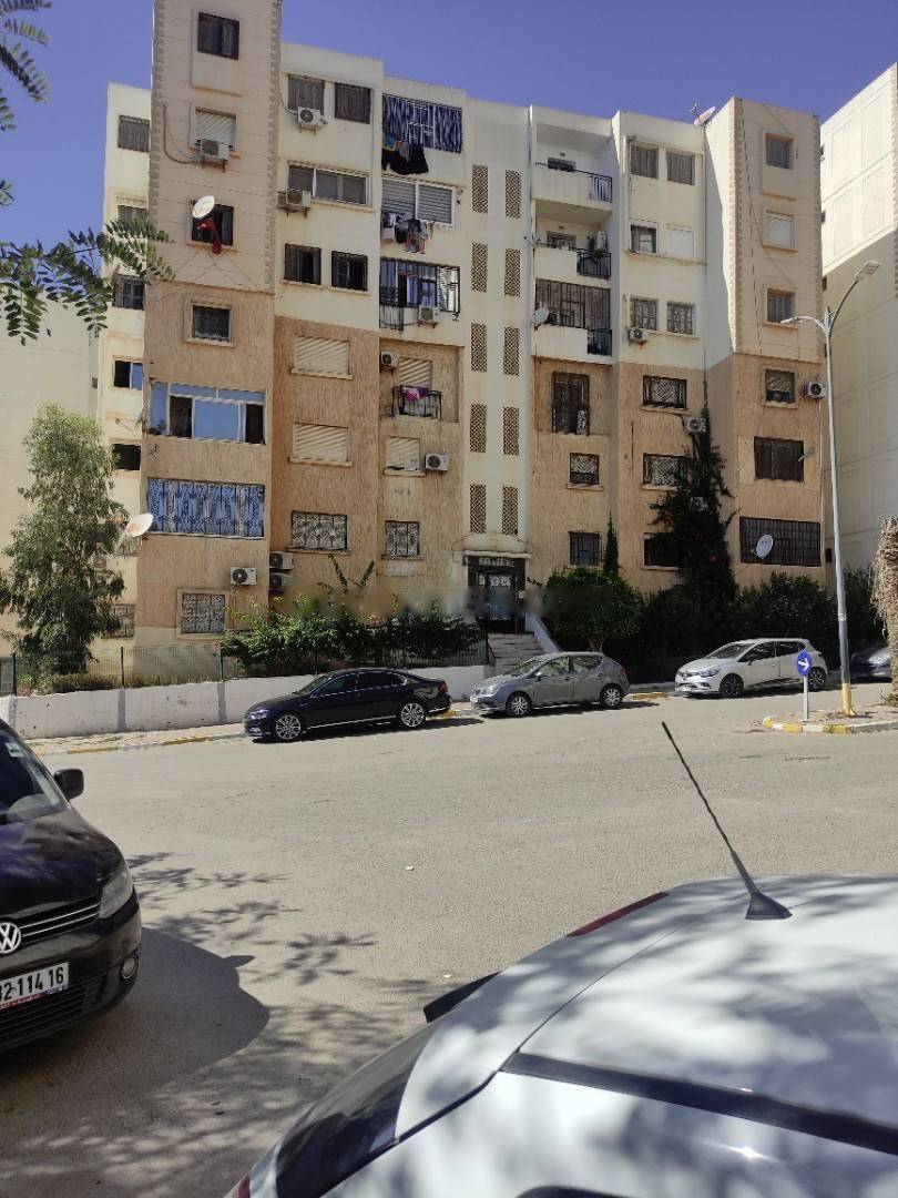 Location Appartement F03 Baba Hassen