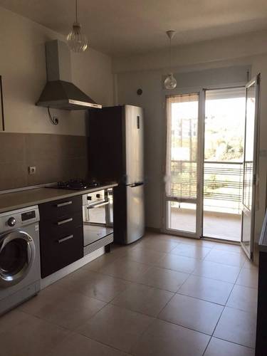 Location Appartement F4 Djasr Kasentina