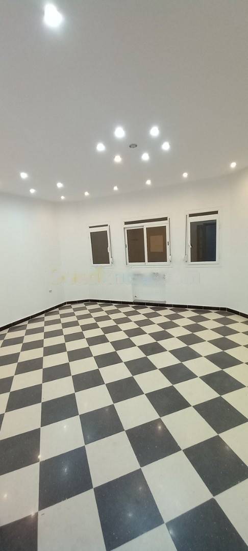Location Niveau de villa F3 Douera