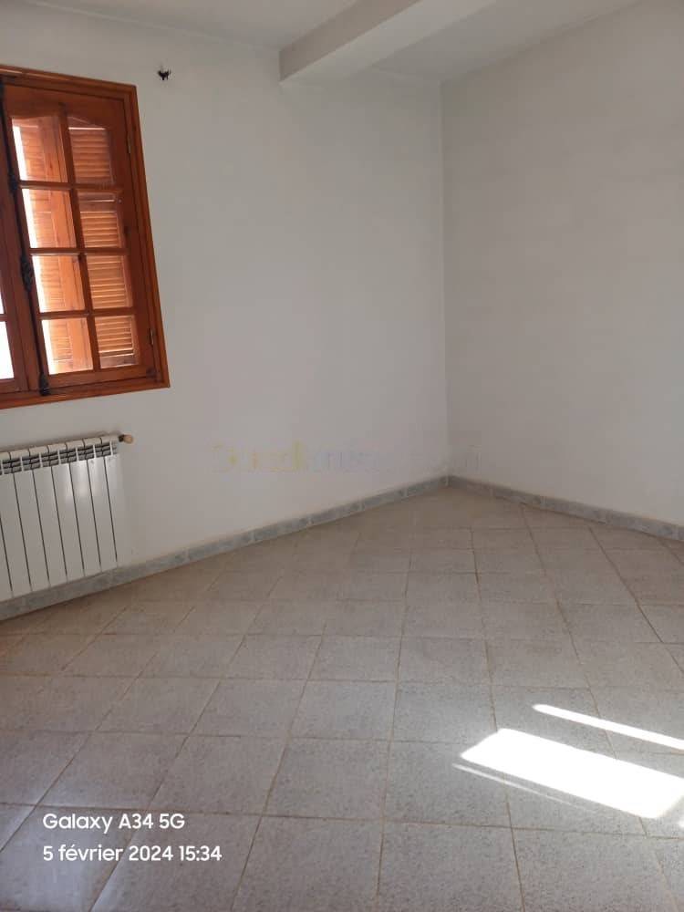 Location Niveau de villa F3 Birkhadem