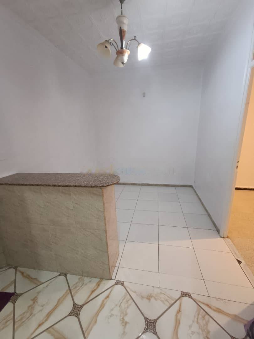 Vente Appartement F2 Sidi M'Hamed