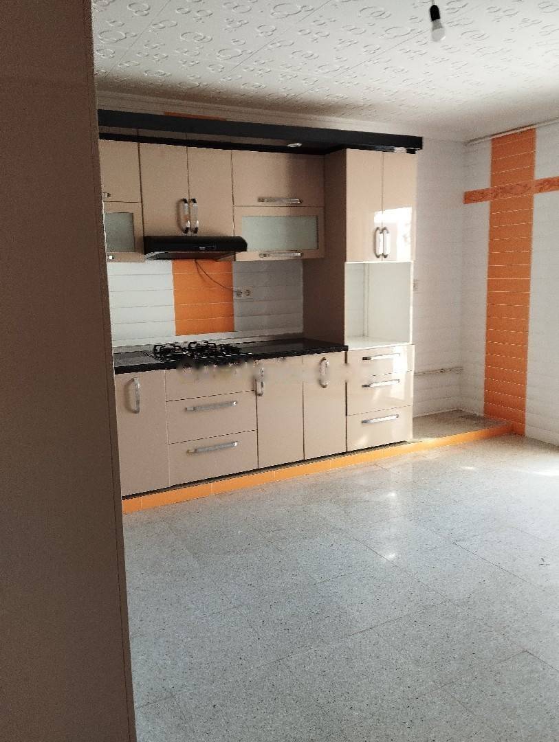 Location Niveau de villa F3 Djasr Kasentina