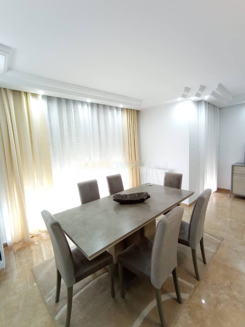 Location Appartement F4 Hydra