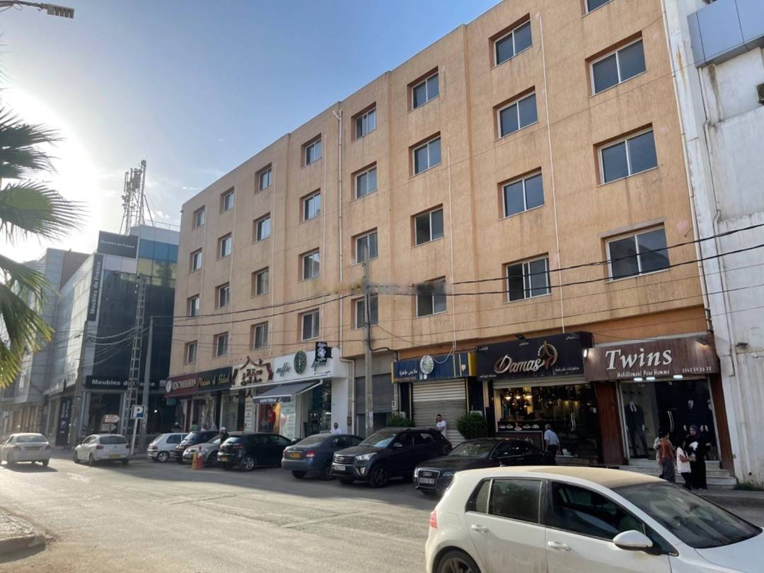 Location immeuble les eucalyptus