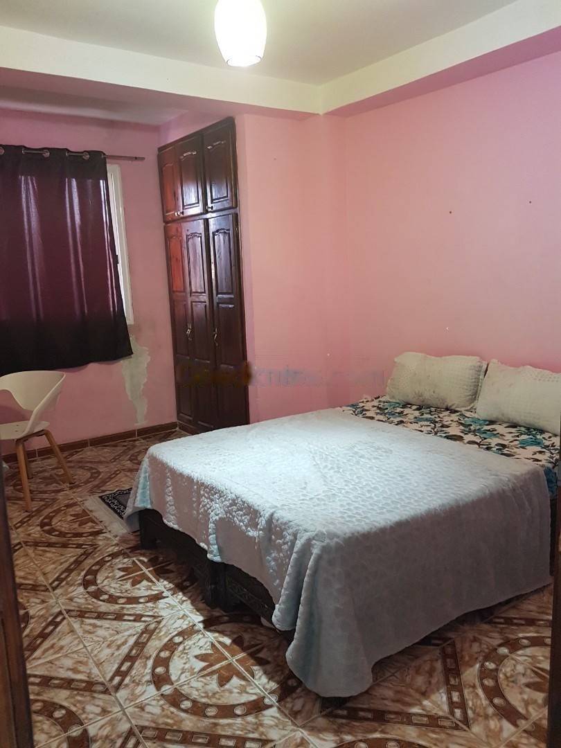 Location Niveau de villa F4 Bouzareah