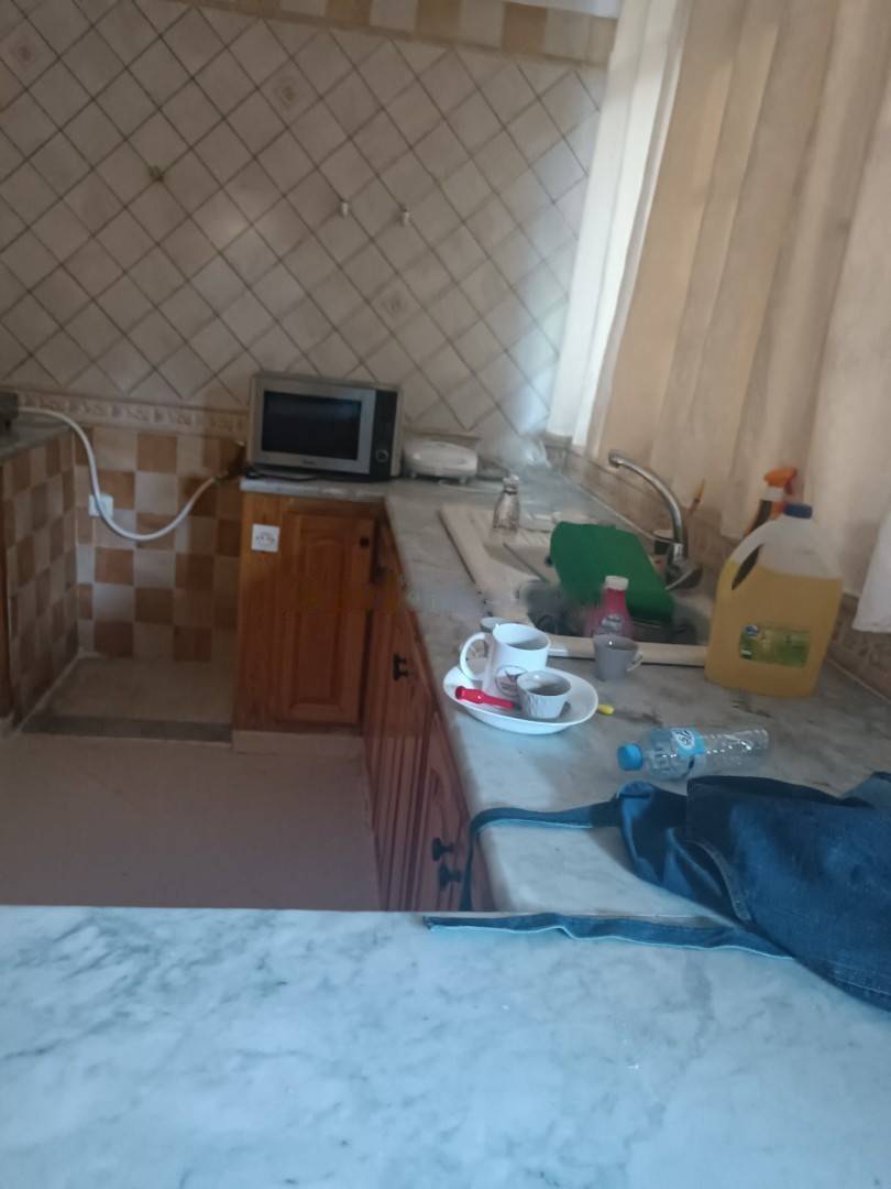 Location Niveau de villa F3 Birkhadem