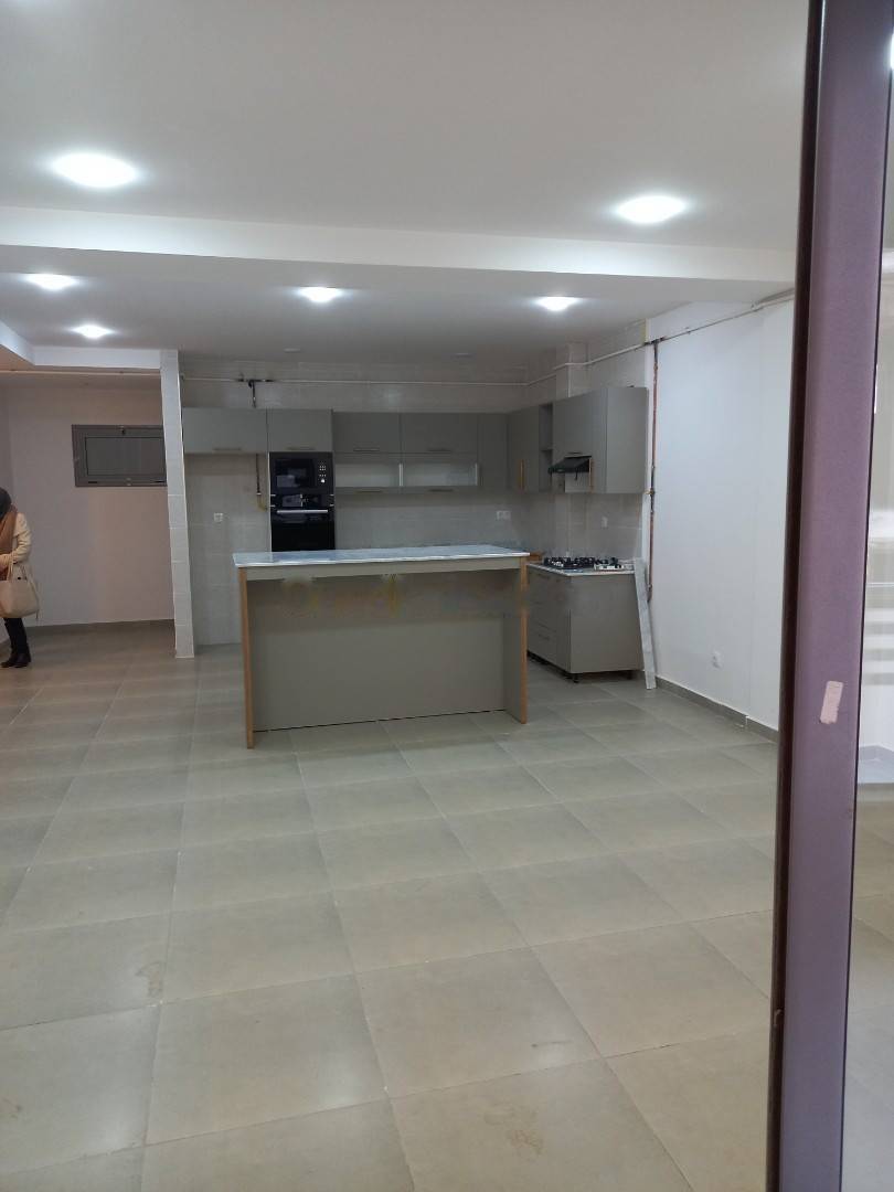 Location Appartement F4 Birkhadem