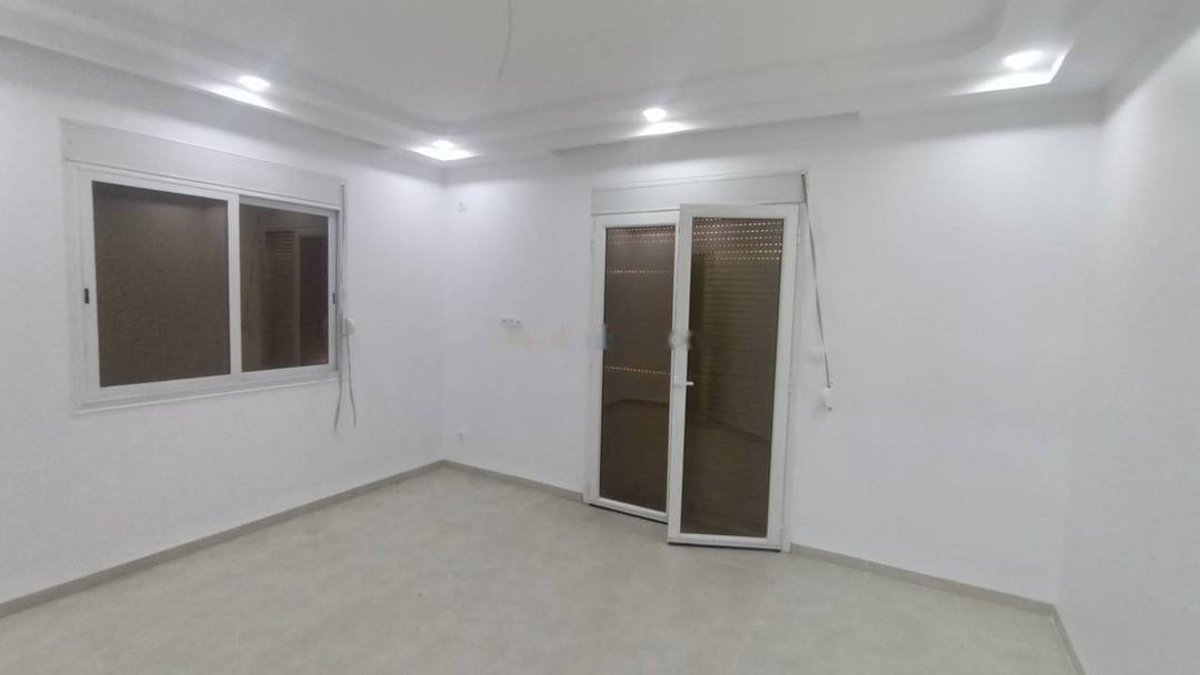 Location Appartement F4 Birkhadem