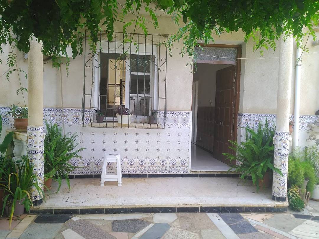 Location Niveau de villa F4 Birkhadem
