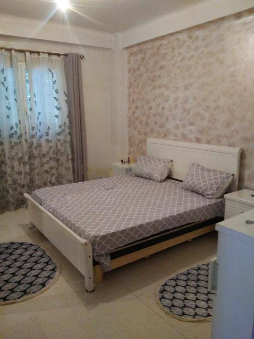 Location Appartement F4 Birkhadem