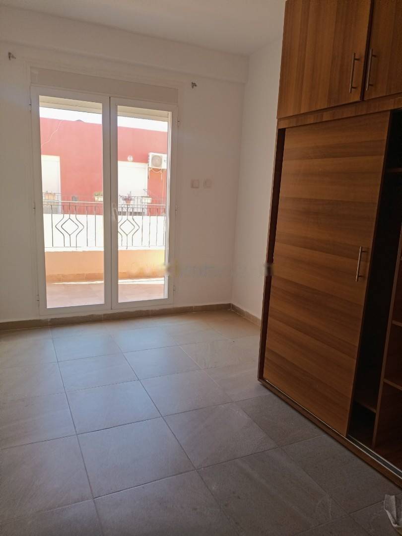 Location Appartement F5 Souidania