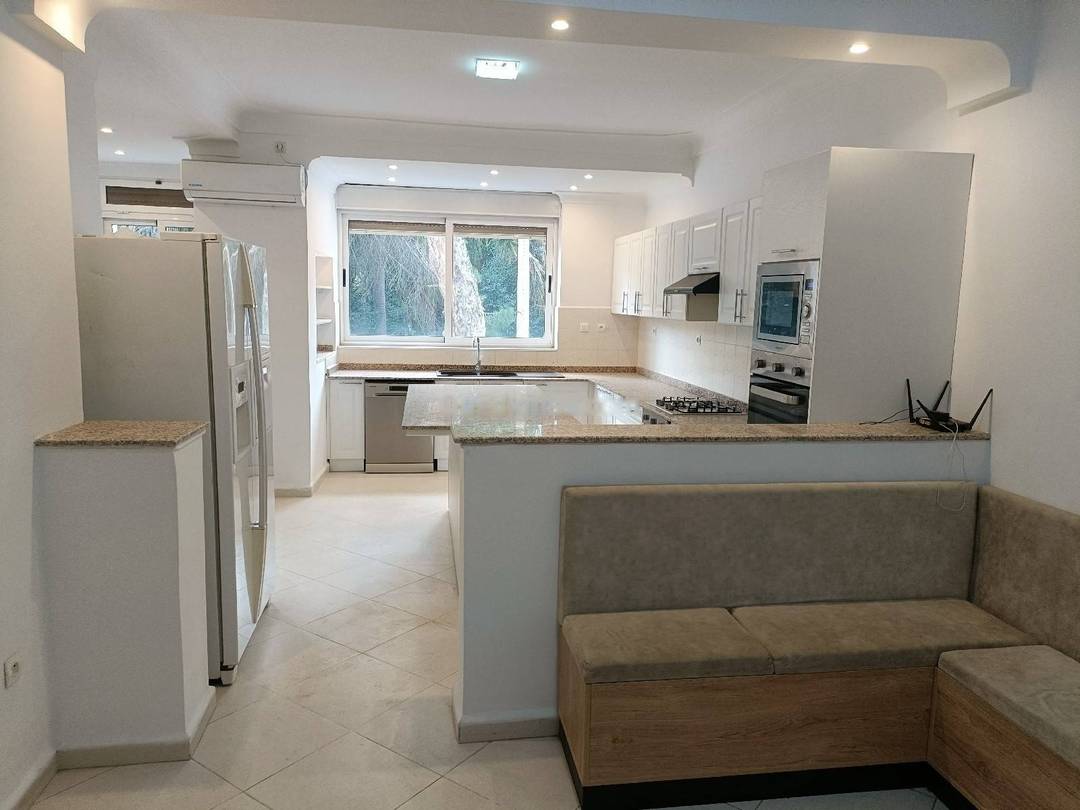 Location Appartement F7 El Biar