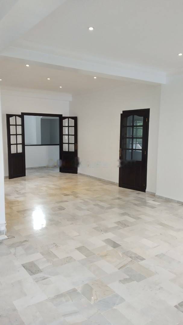 Location Appartement F5 Hydra