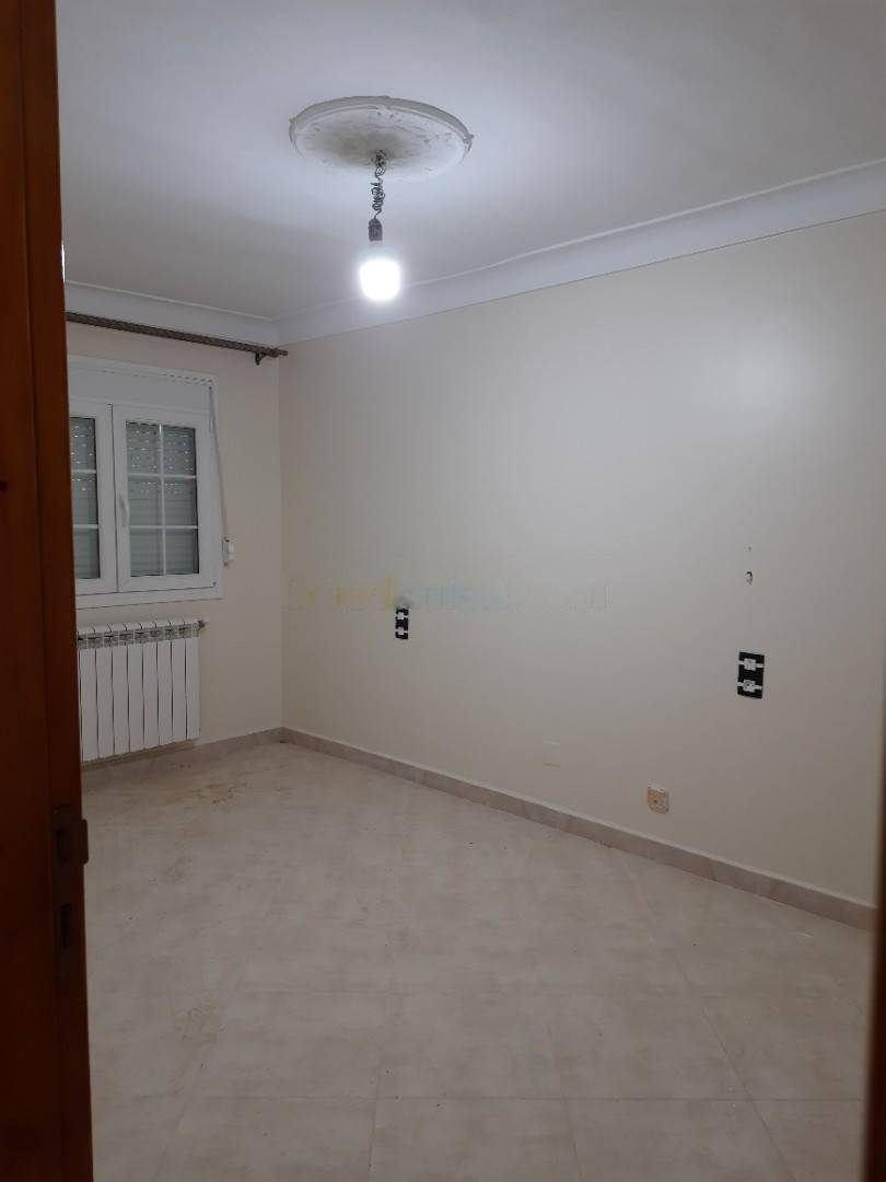 Location Appartement F4 Cheraga