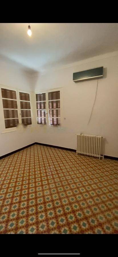 Location Niveau de villa F5 Ben Aknoun