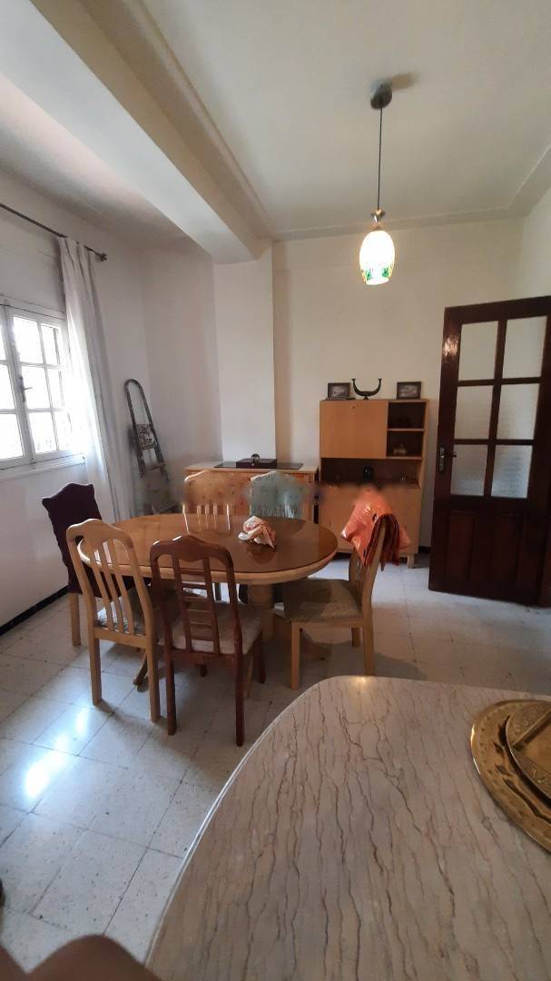 Location Villa Reghaia
