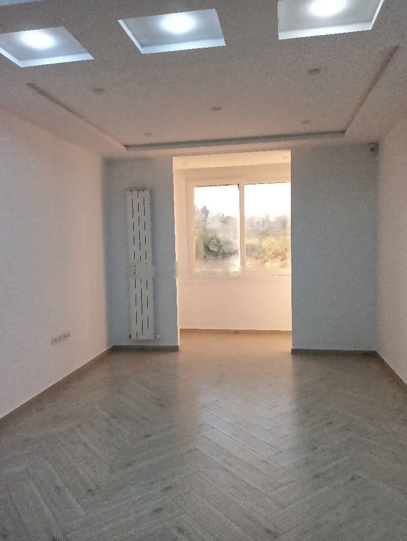 Location Niveau de villa F4 Djasr Kasentina