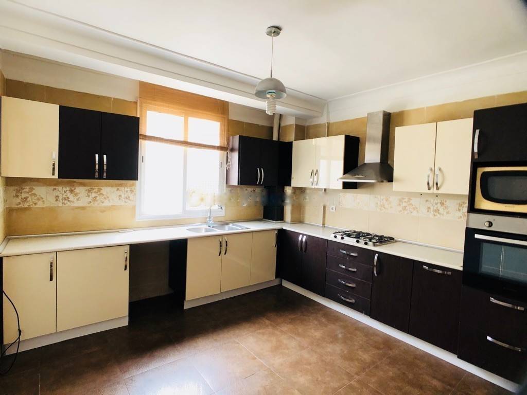 Location Appartement F3 El Achour