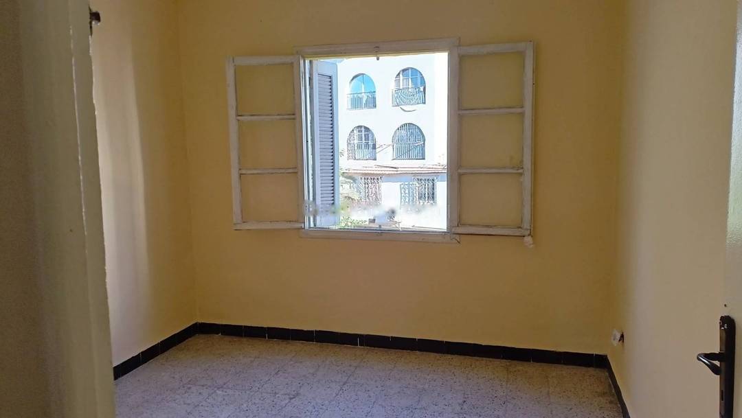 Location Appartement F4 Birkhadem