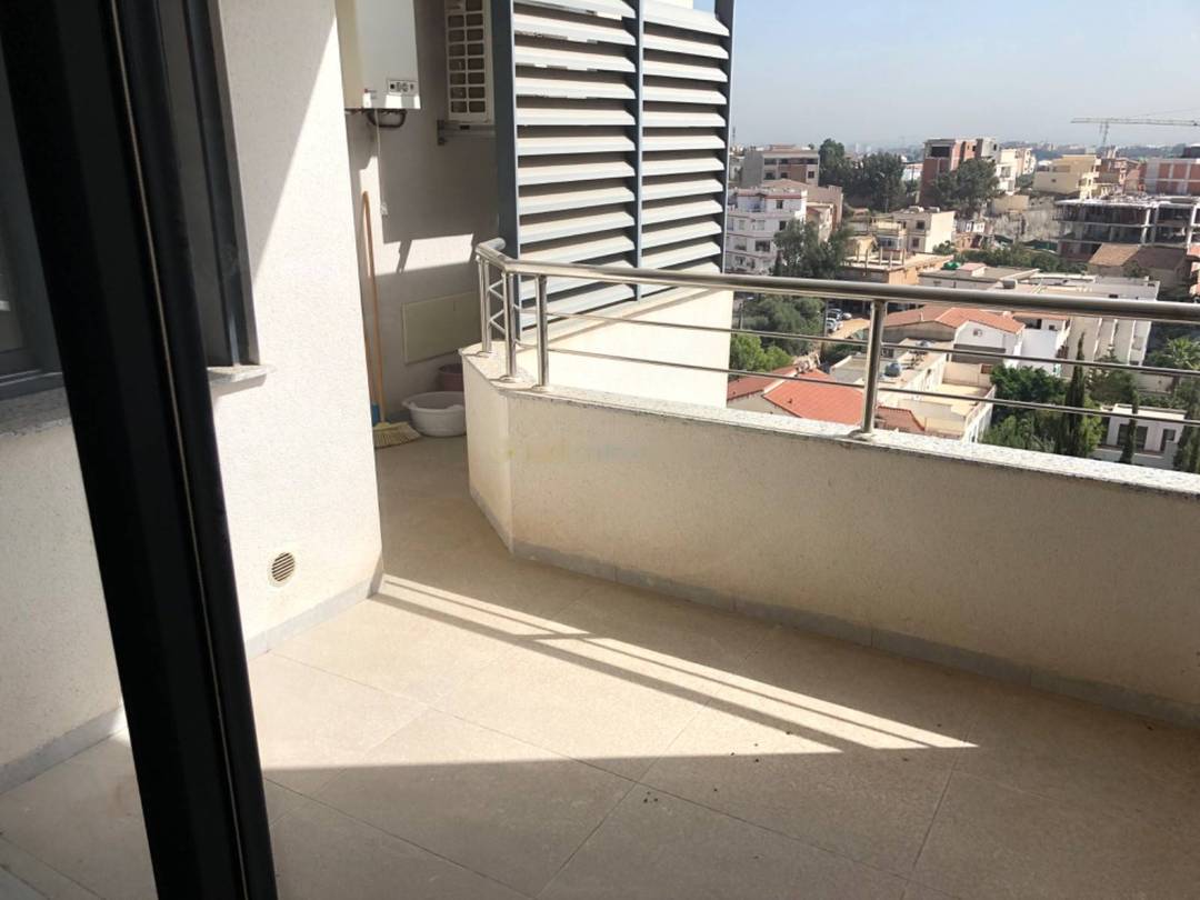 Location Appartement F4 Bir Mourad Rais