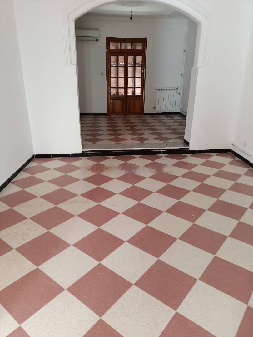 Location Niveau de villa F6 Birkhadem