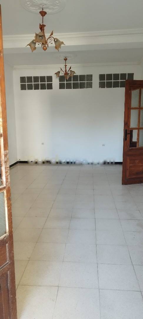 Location Niveau de villa F3 Djasr Kasentina