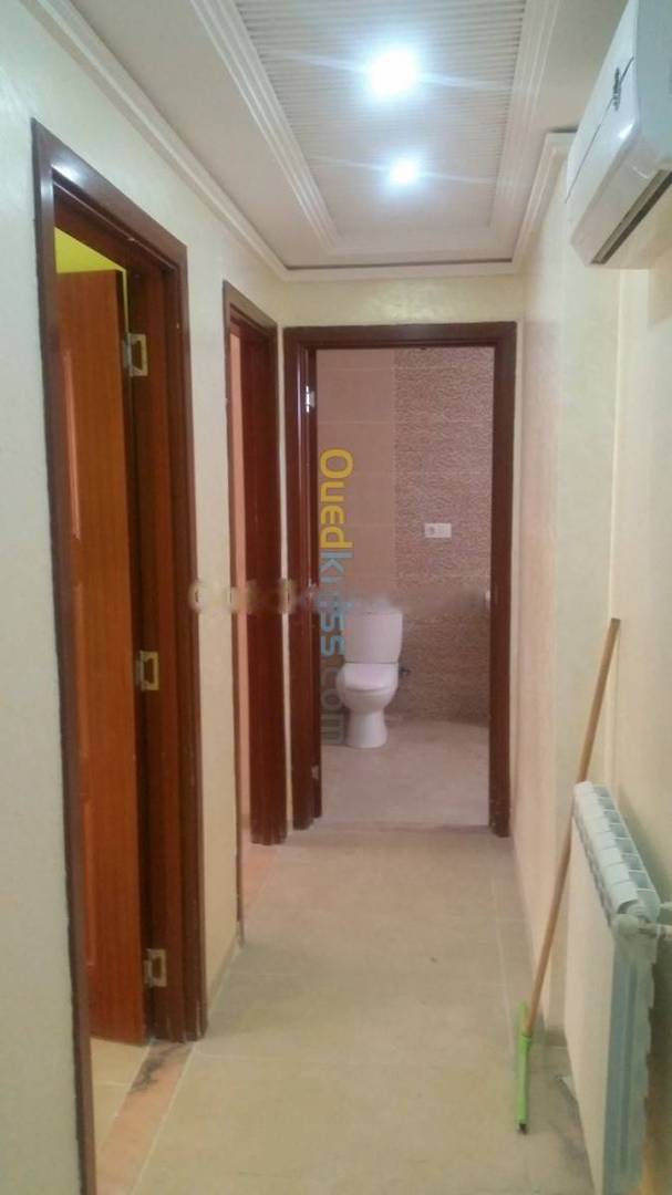 Location Appartement F4 El Achour