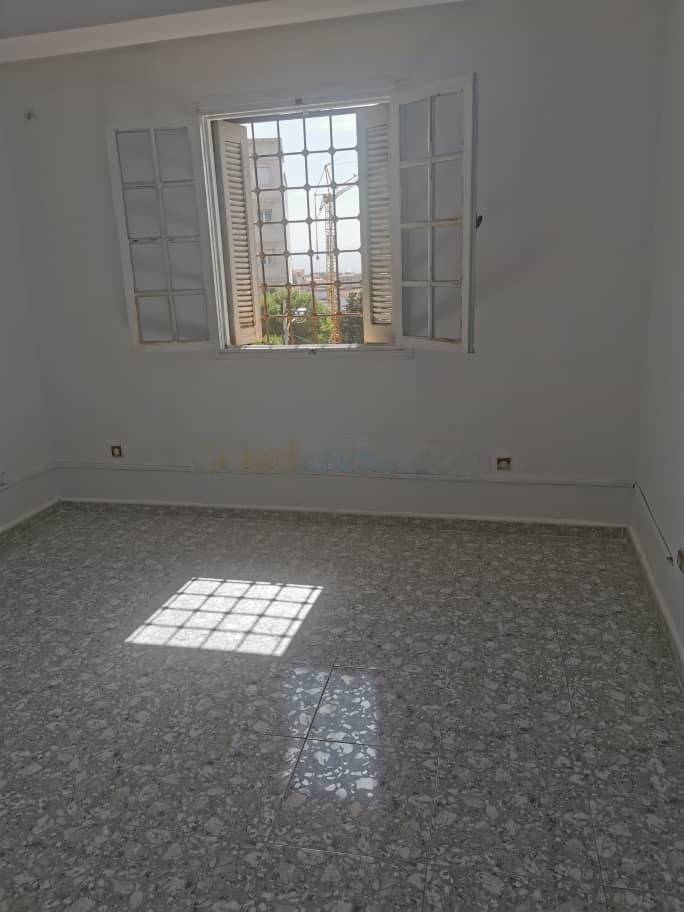 Location Appartement F3 Bir Mourad Rais