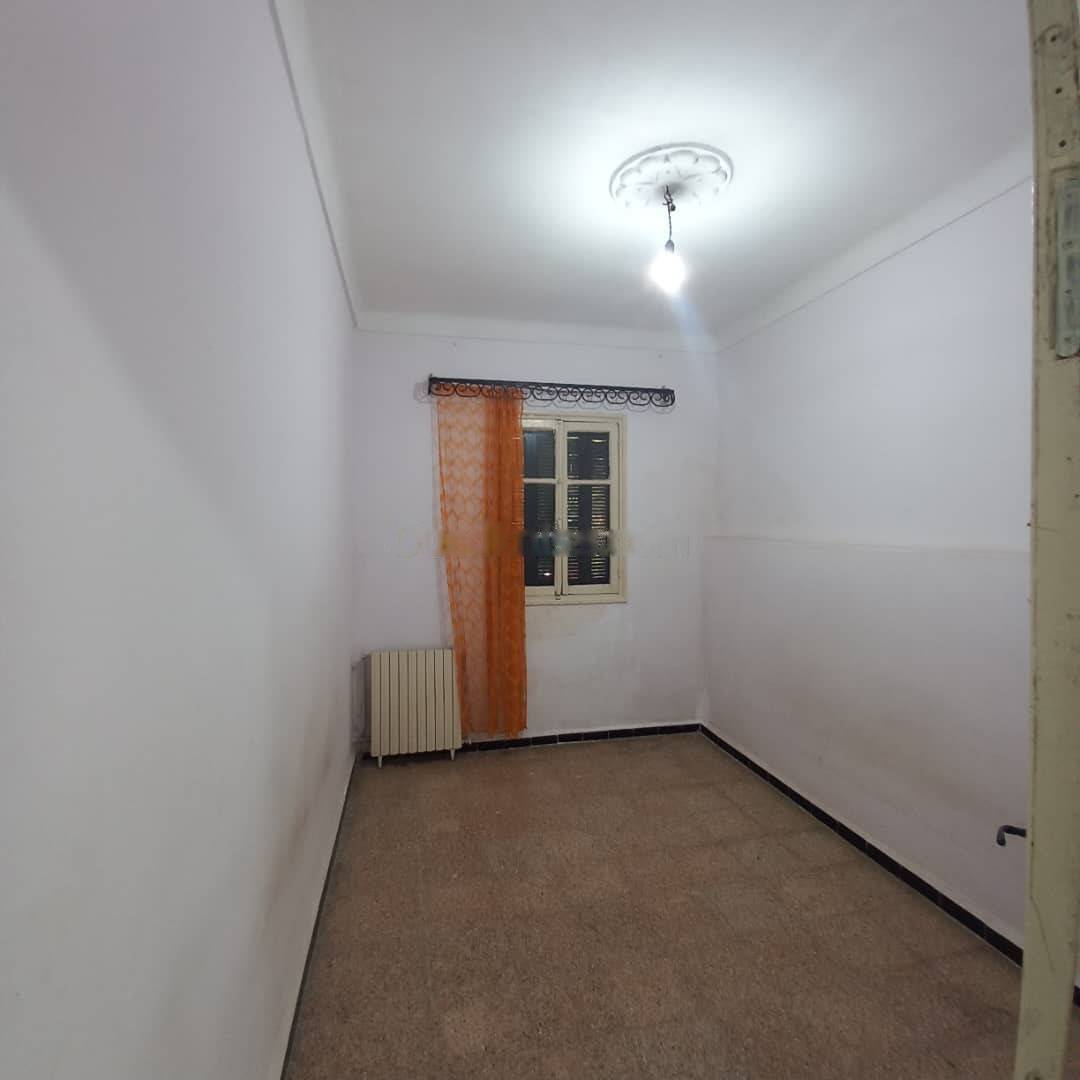 Location Niveau de villa F3 Bordj El Bahri