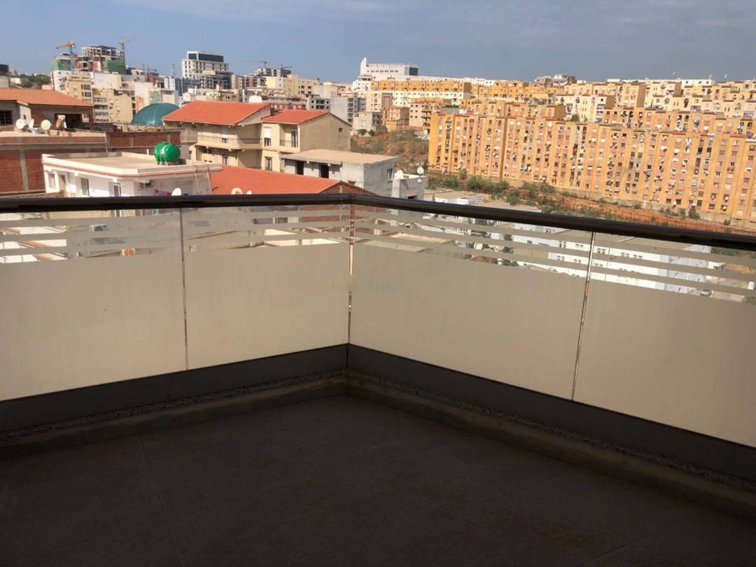 Location Appartement F4 Bir Mourad Rais