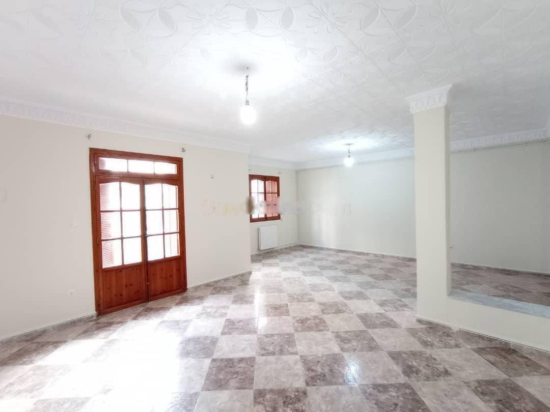 Location Niveau de villa F3 Mohammadia