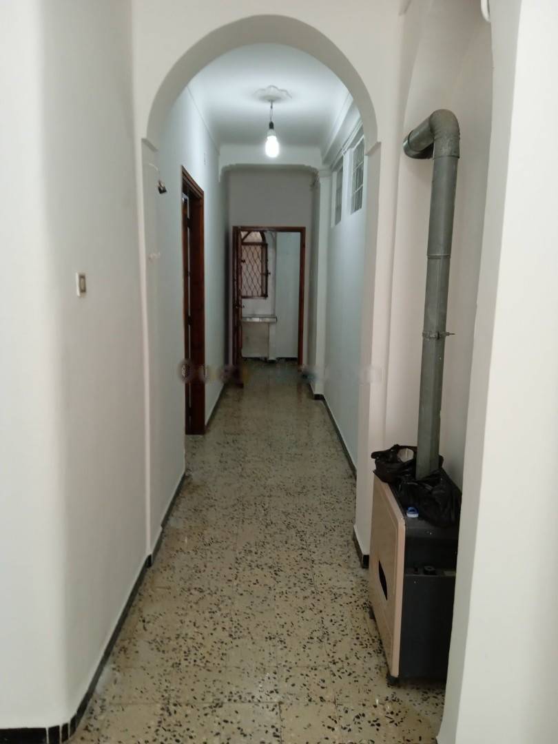 Location Niveau de villa F3 Dar El Beida