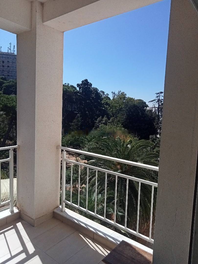 Location Appartement F4 Hydra