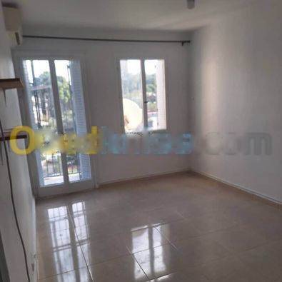 Location Appartement F2 Hydra