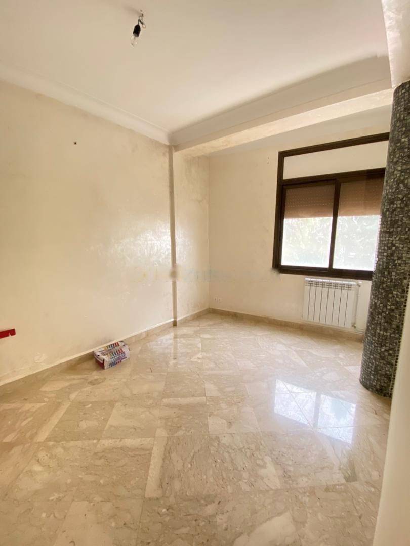 Location Appartement F4 Birkhadem