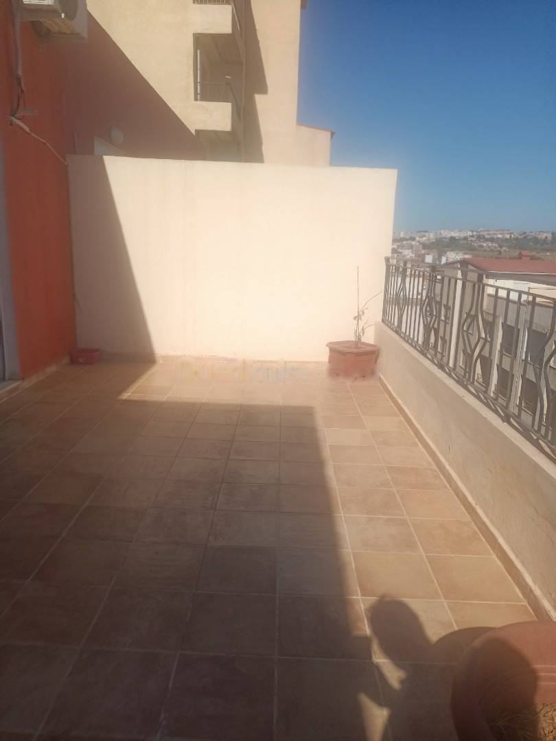 Location Appartement F5 Souidania