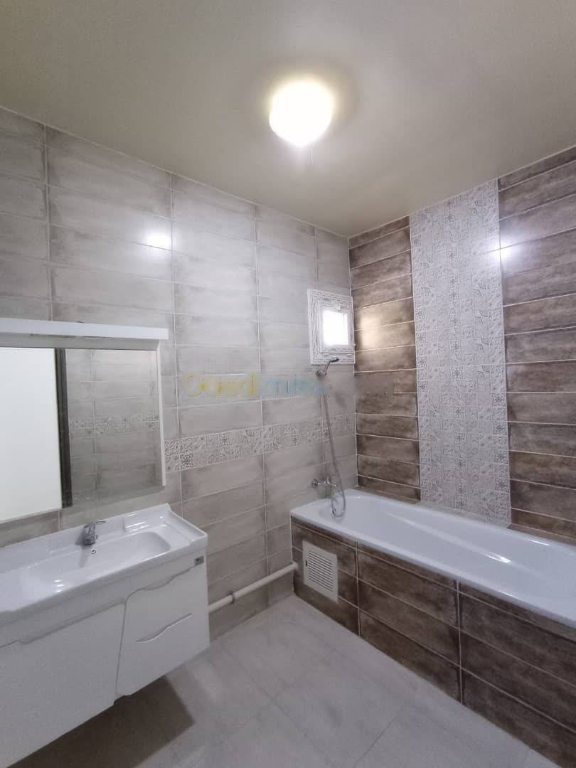 Location Appartement F4 Kouba