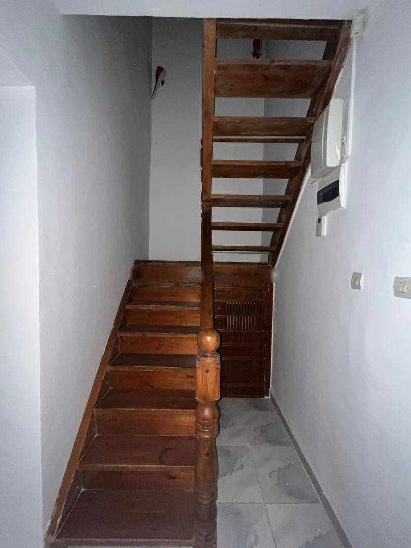 Location appartement f5 hydra