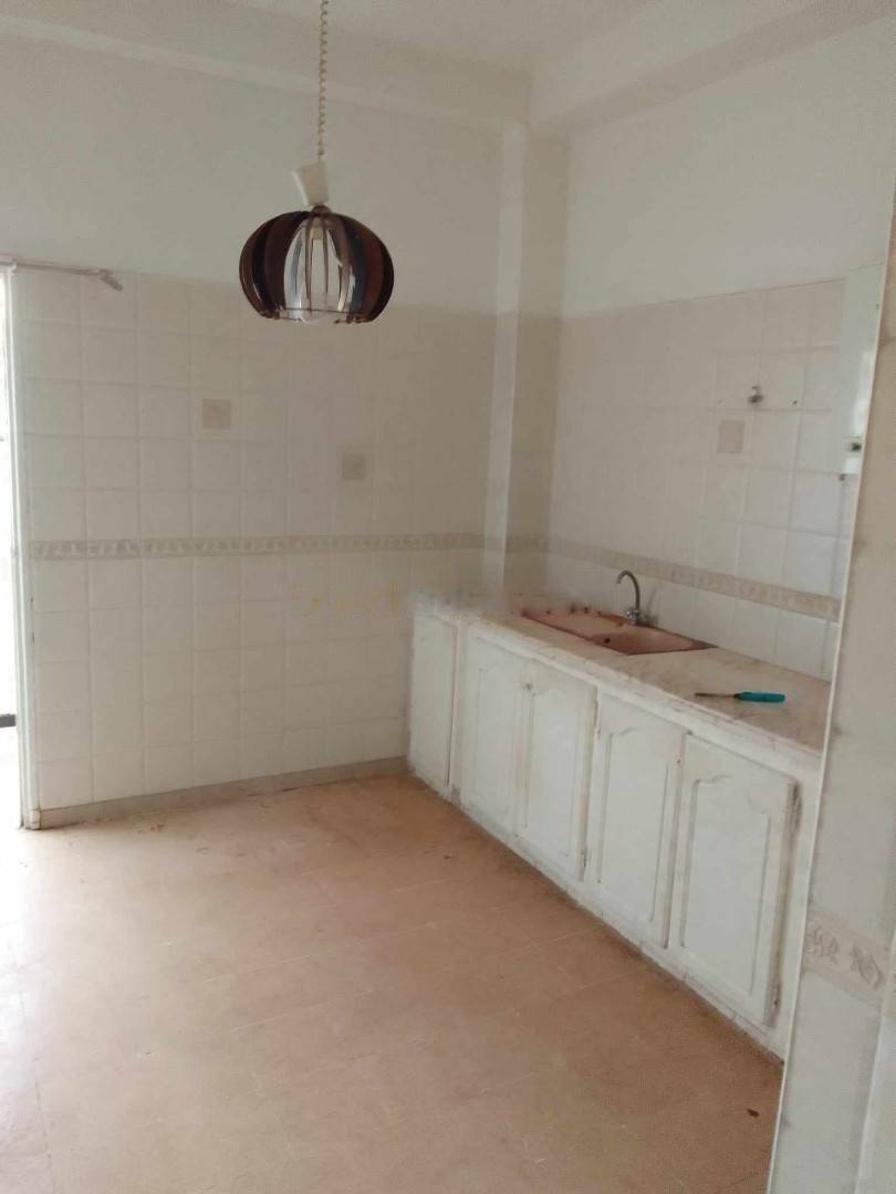 Location Appartement F3 Hussein Dey