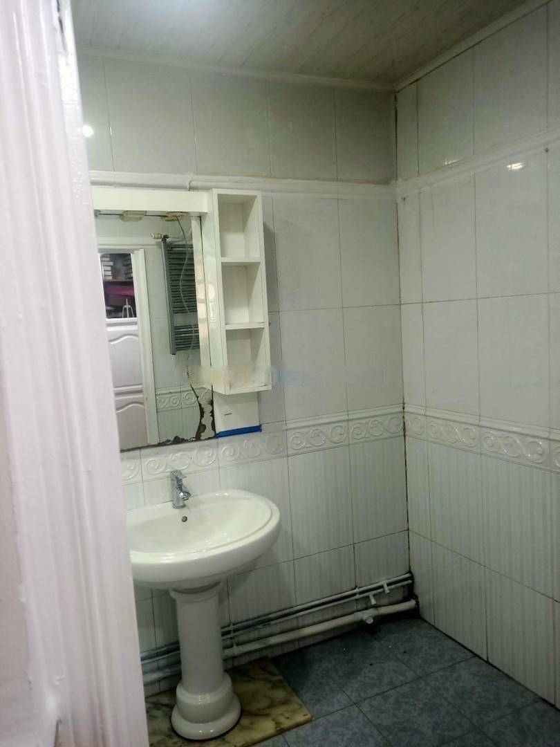 Location Appartement F4 El Achour