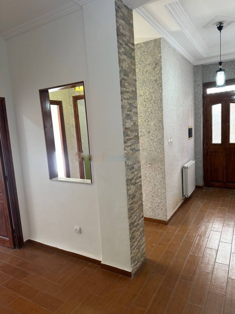 Location Appartement F2 Bouzareah