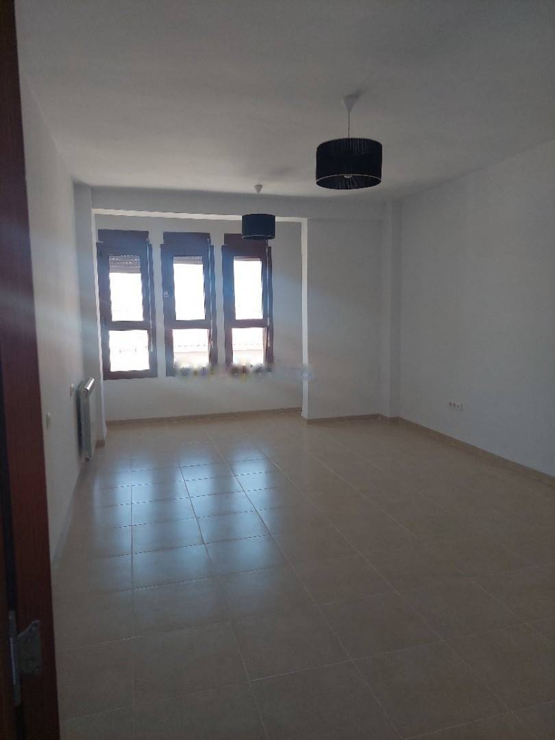 Location Appartement F7 El Achour