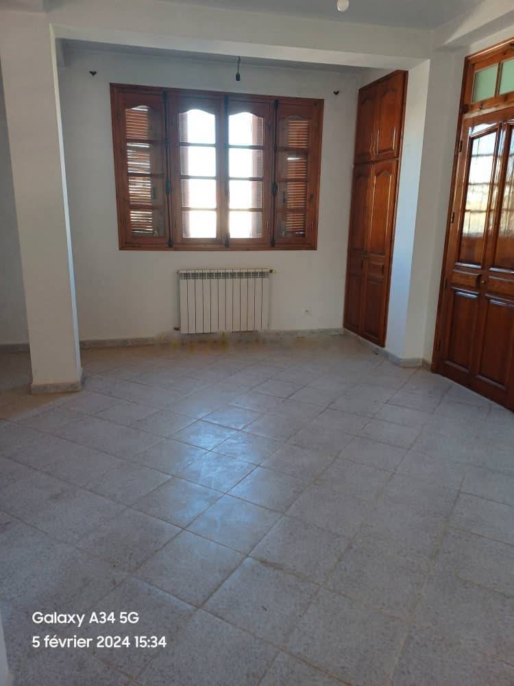 Location Niveau de villa F3 Birkhadem