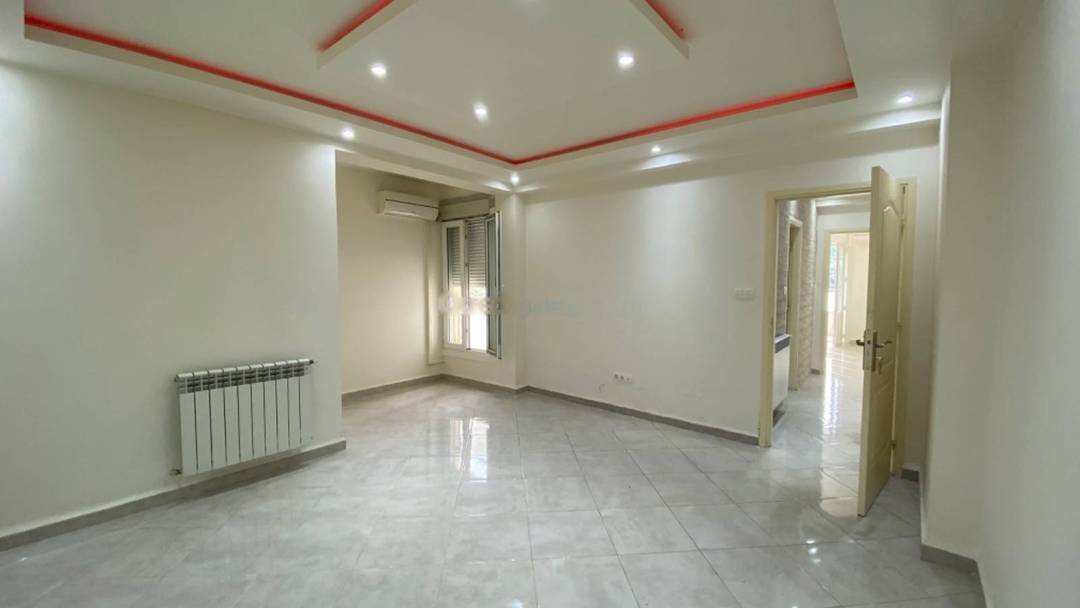 Location Appartement F4 Souidania