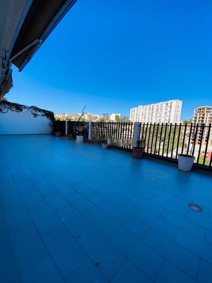 Location Appartement F6 Hydra