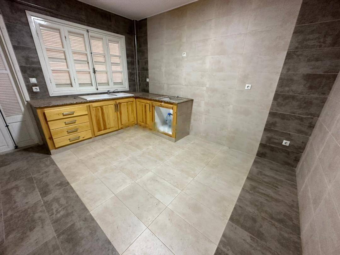 Location Appartement F5 Bir Mourad Rais