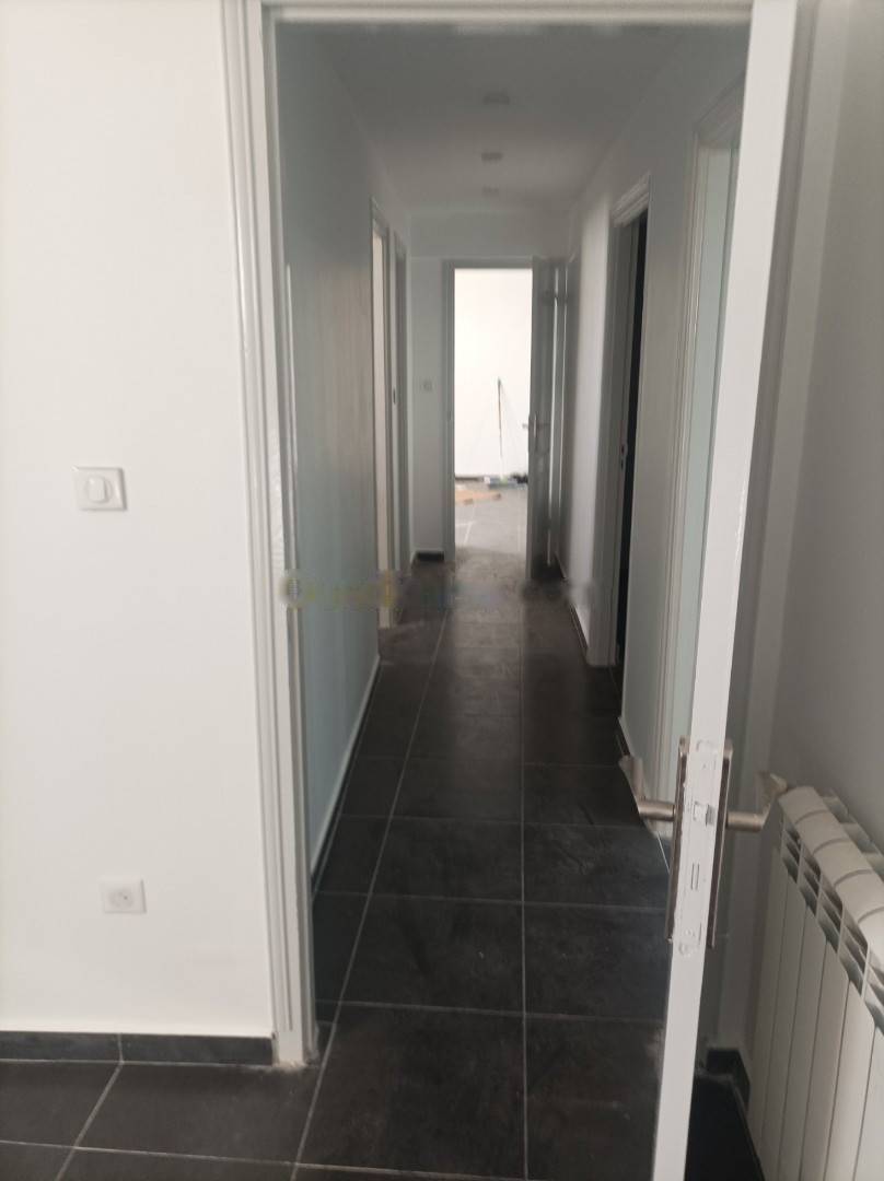 Location Appartement F3 Bouzareah