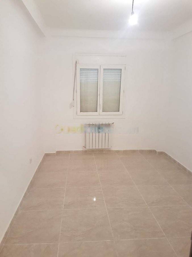 Location Appartement F5 Bordj El Bahri